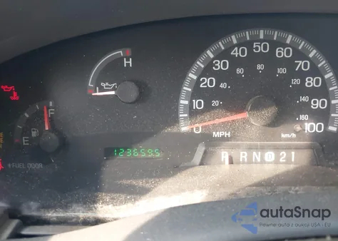 2001 Ford F150 Xl/Xlt z USA, uszkodzony, nr VIN 1FTPF18L61NA68647